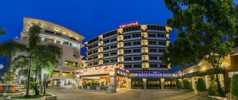 Raya Grand Hotel Накхонратчасима Экстерьер фото